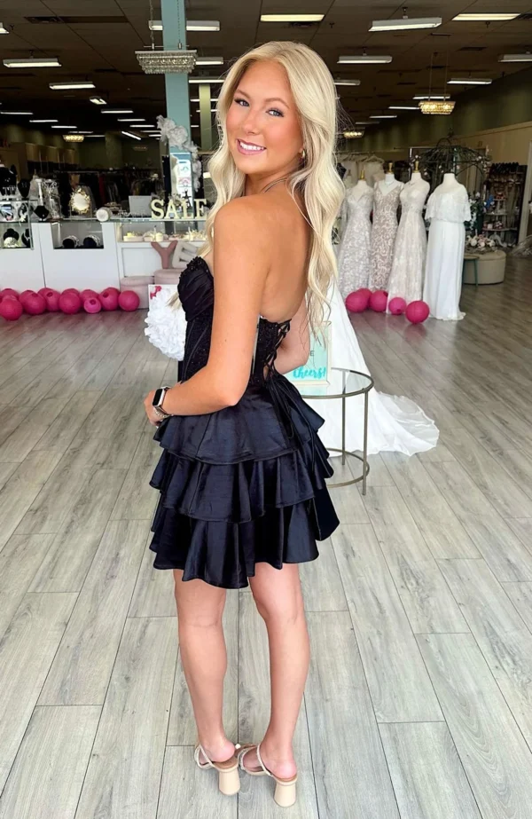 HD002-5 Sweetheart Satin Ruffles A Line Corset Lace Appliqued Homecoming Dresses