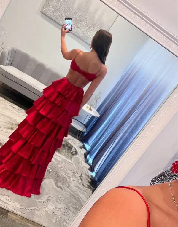 A-Line Prom Dresses Long Tiered Pleated V Neck Evening Party Dresses with Slit