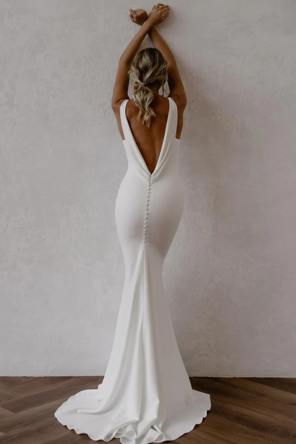 WD004-1 Mermaid V Neck Spaghetti Straps Backless Satin Wedding Dress
