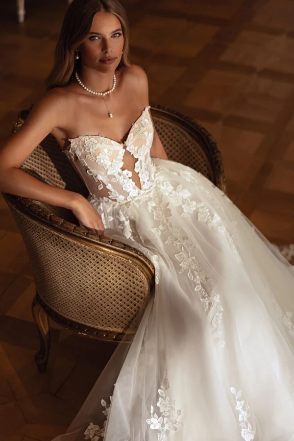 WD005-3 A-Line Strapless Appliques Lace Up Boho Wedding Dress